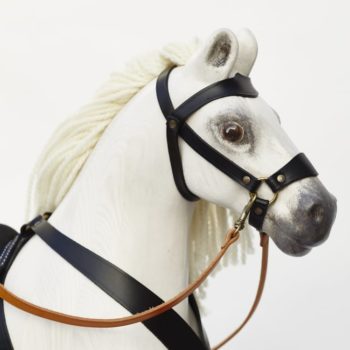Detail of head of our biggest wooden horse Royal Spinel (white color)